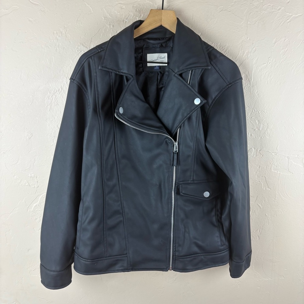 Universal Thread Women's Black Faux Leather Jacket Moto Motorcycle Size Medium